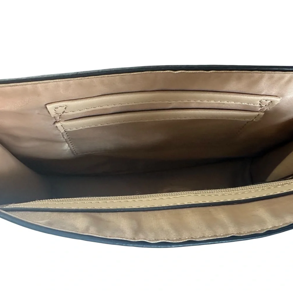 Brown White G by GUESS Los Angeles Crossbody Bag